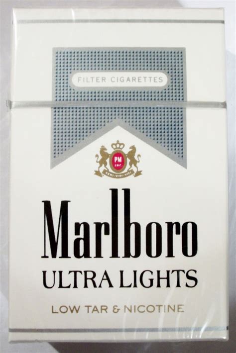 It is amongst the first flavored cigarettes in India and has been refreshing the south consumers with its unique cool proposition for decades. . Best marlboro light cigarette